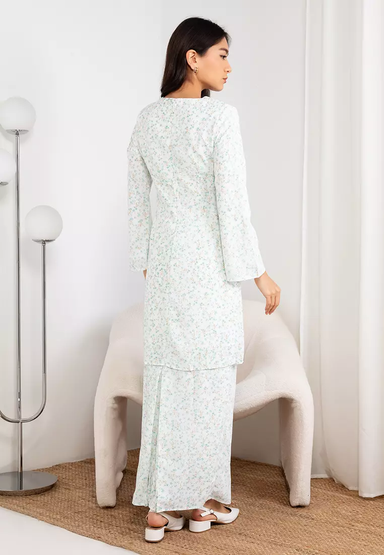 Ditsy Mint Flower Baju Kurung Moden Kipas Belakang