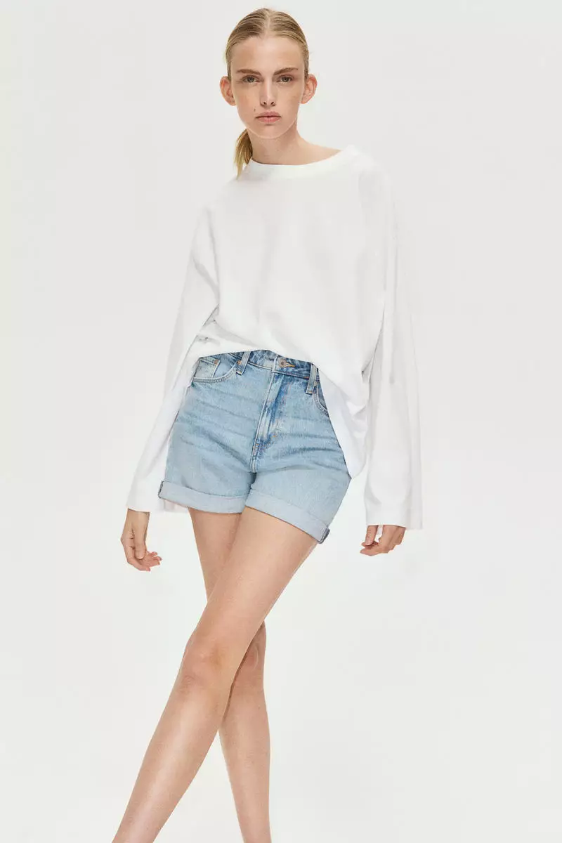 Buy H&M Mom Ultra High Denim shorts 2026 Online | ZALORA