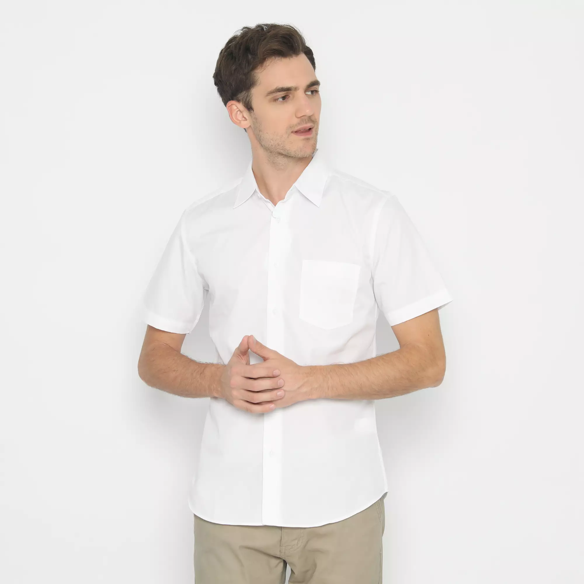 Platini Kemeja Polos Putih Pendek Katun CVC 63171