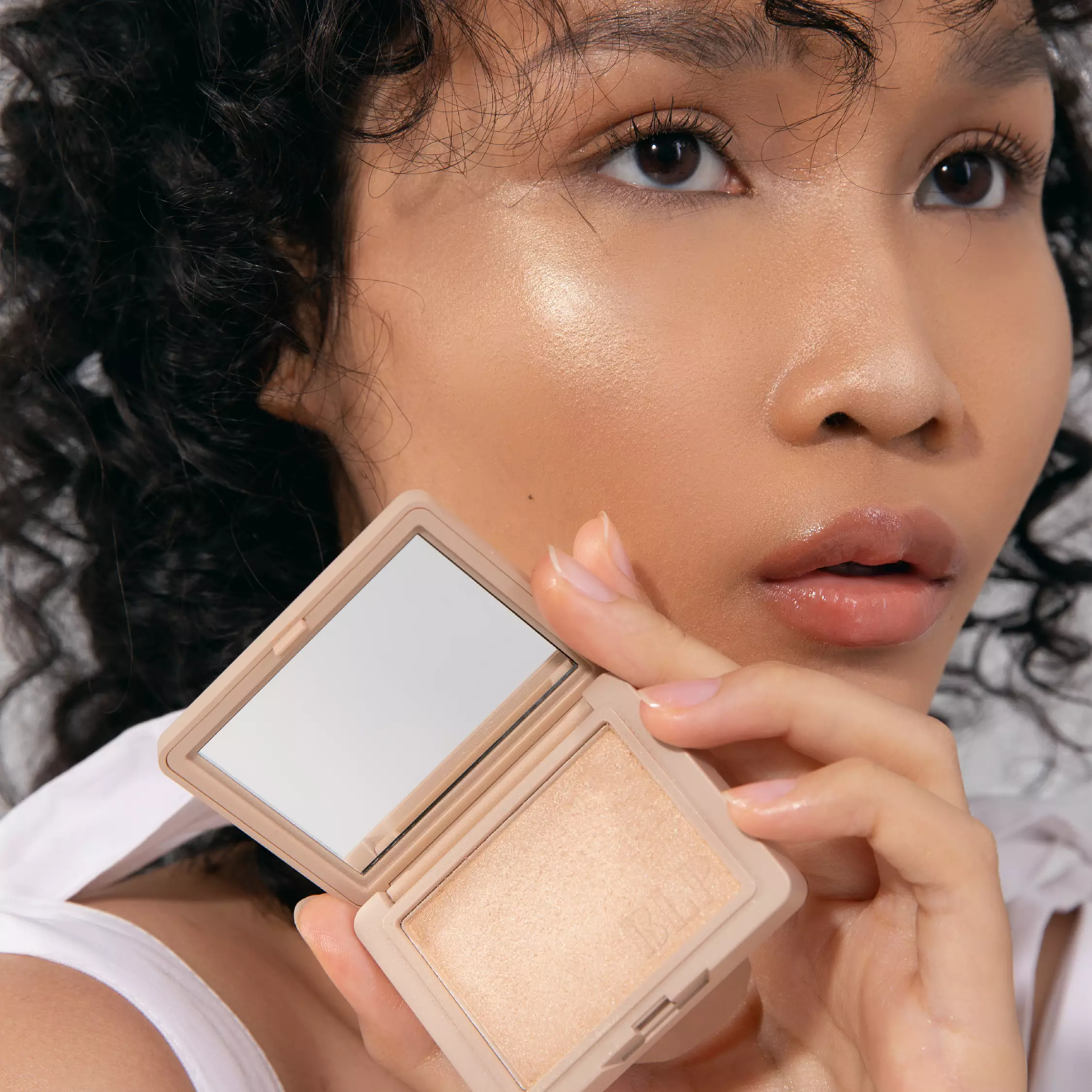 BLP - Face Glow - Sunnies - 4.5g - Highlighter