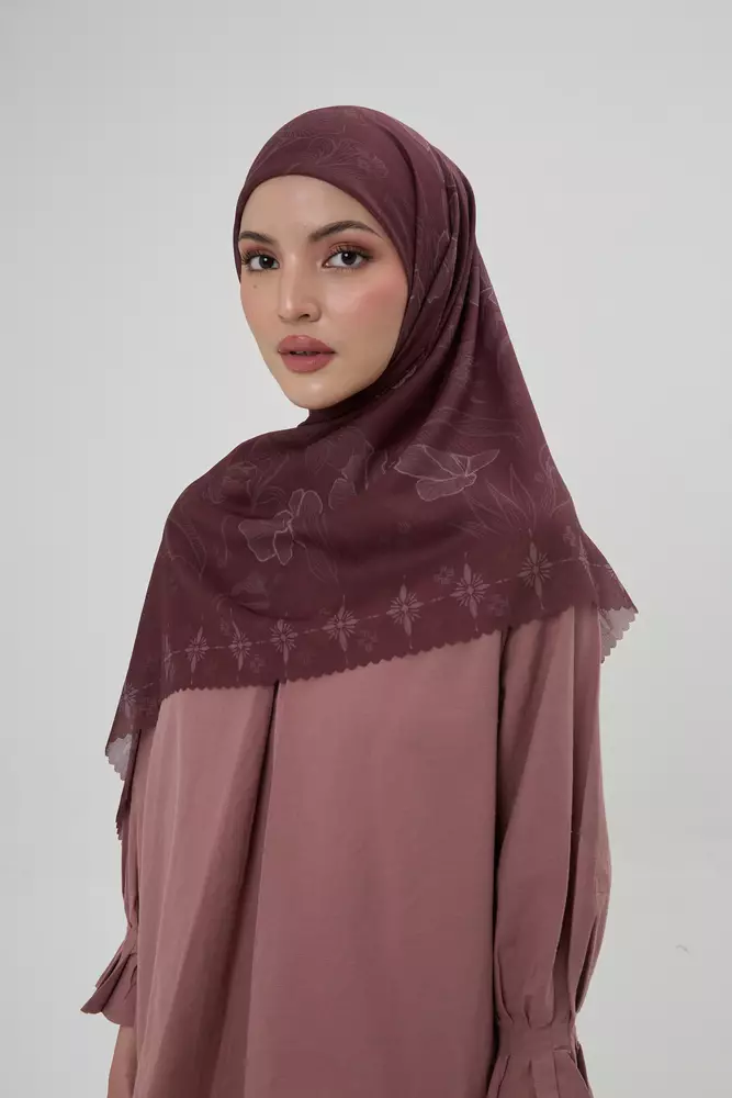 MFMW Twilight Scarf - Kerudung Segi Empat Premium Motif Bunga - Burnt Maple