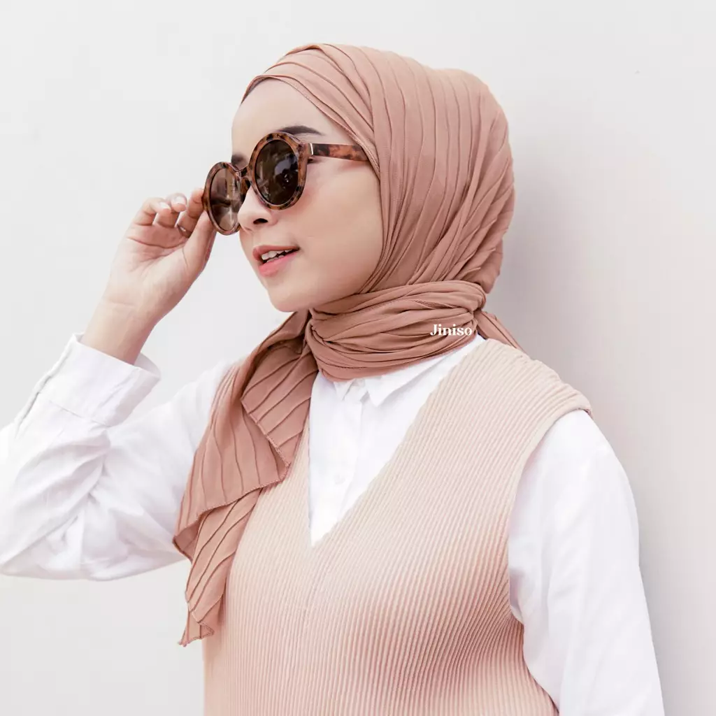 AURA Active Hijab Pashmina Full Plisket Wave