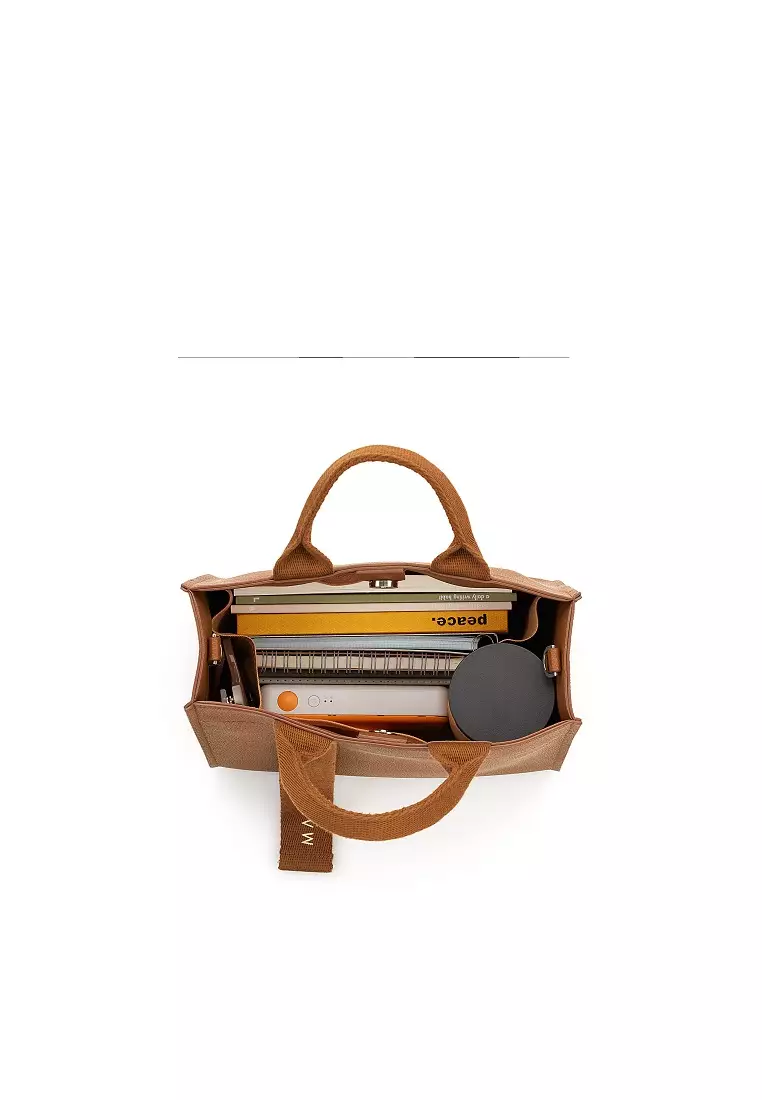 Marhen.J Cindy Camel