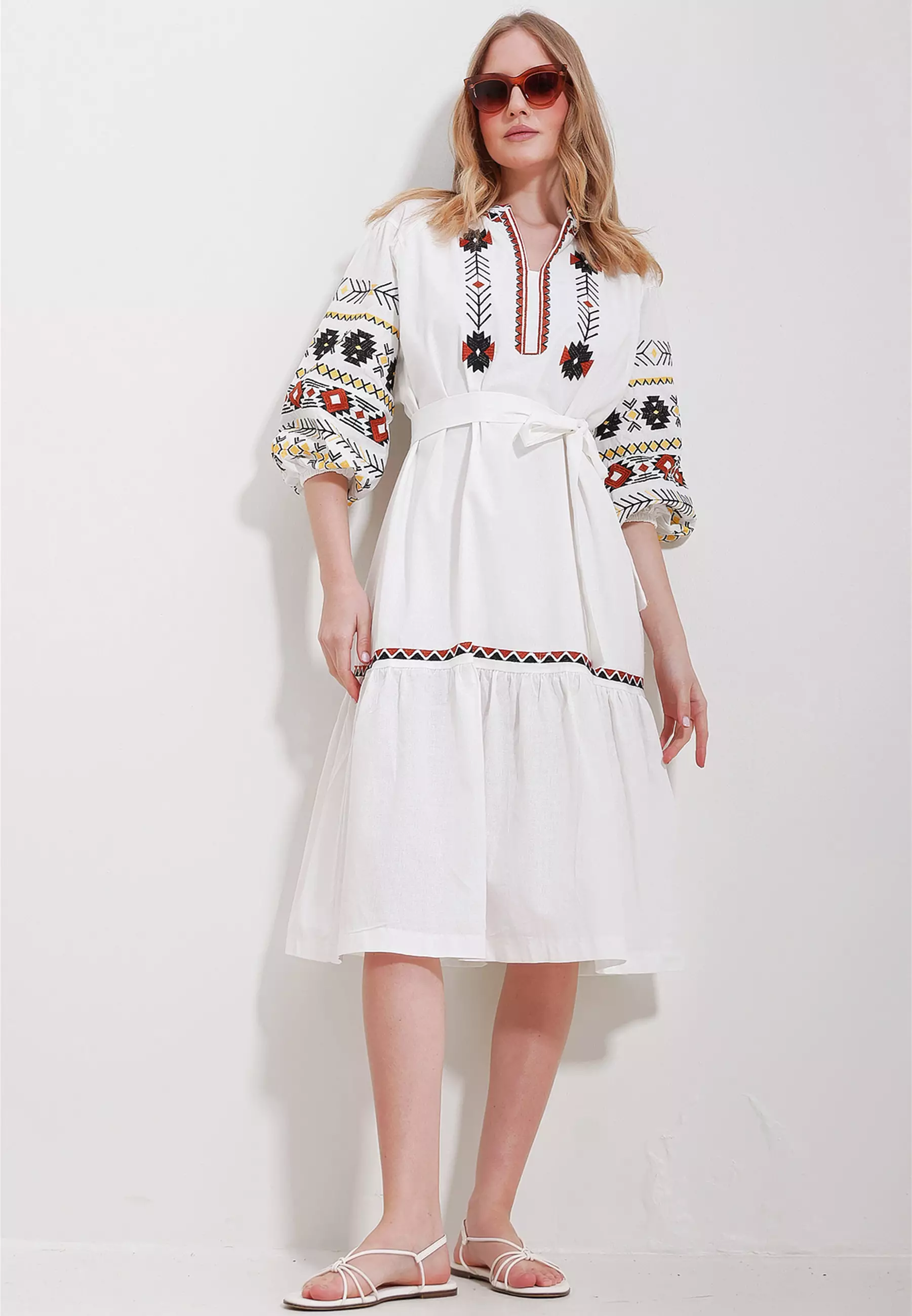 Embroidered Balloon Sleeves Belted Dress