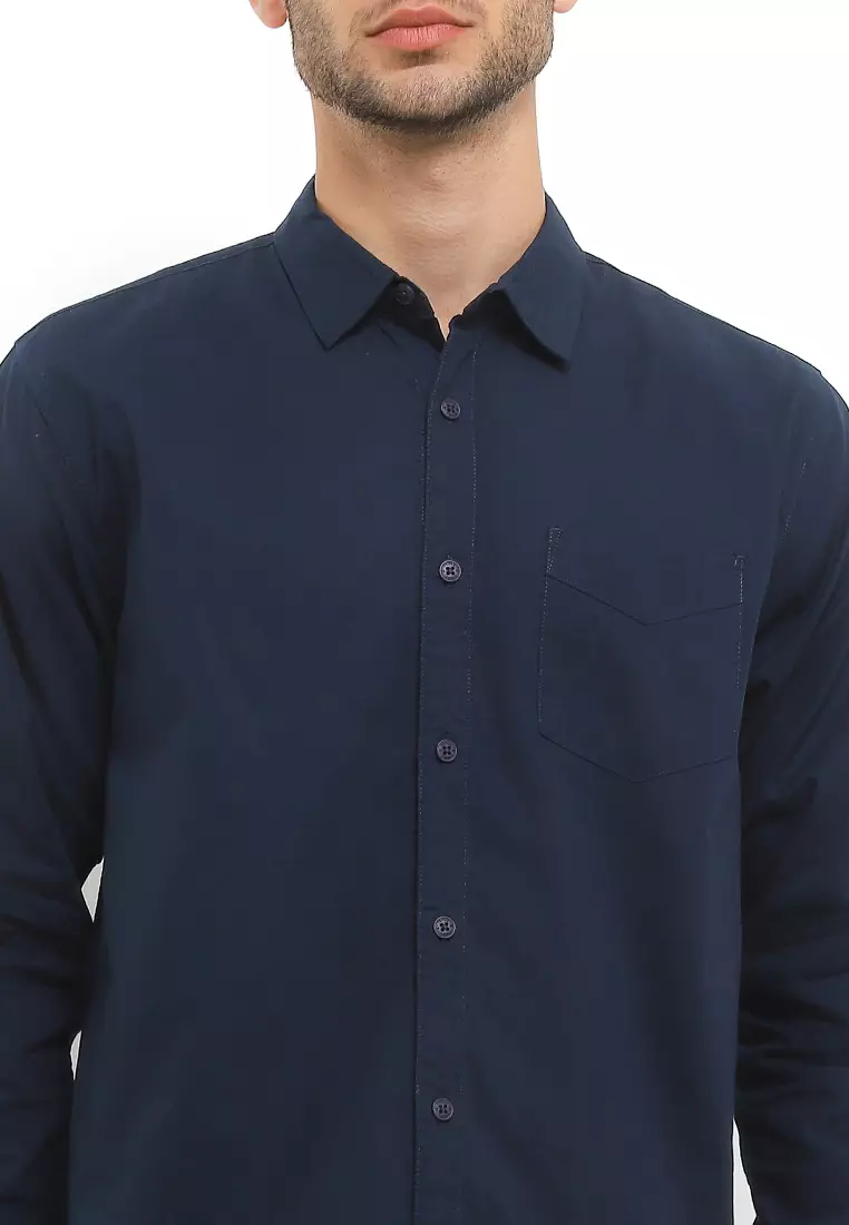 TRIPLE Kemeja Basic Lengan Panjang Slim Fit (LS 542) Warna Navy