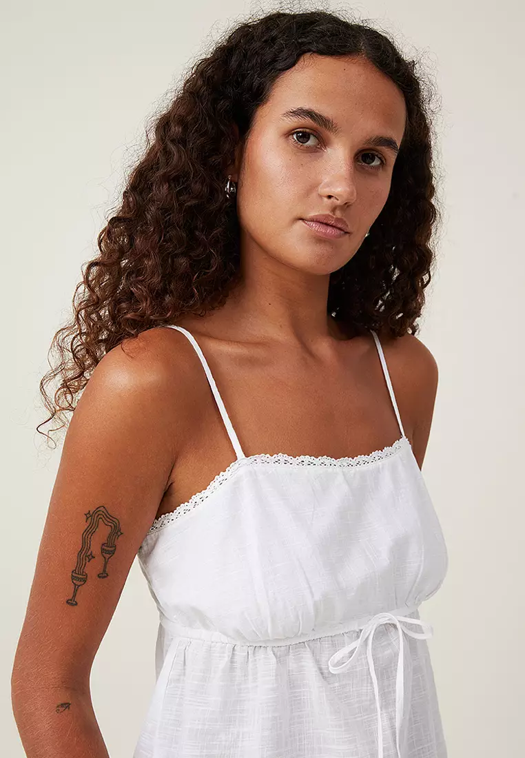 Lace Straight Neck Cami Top