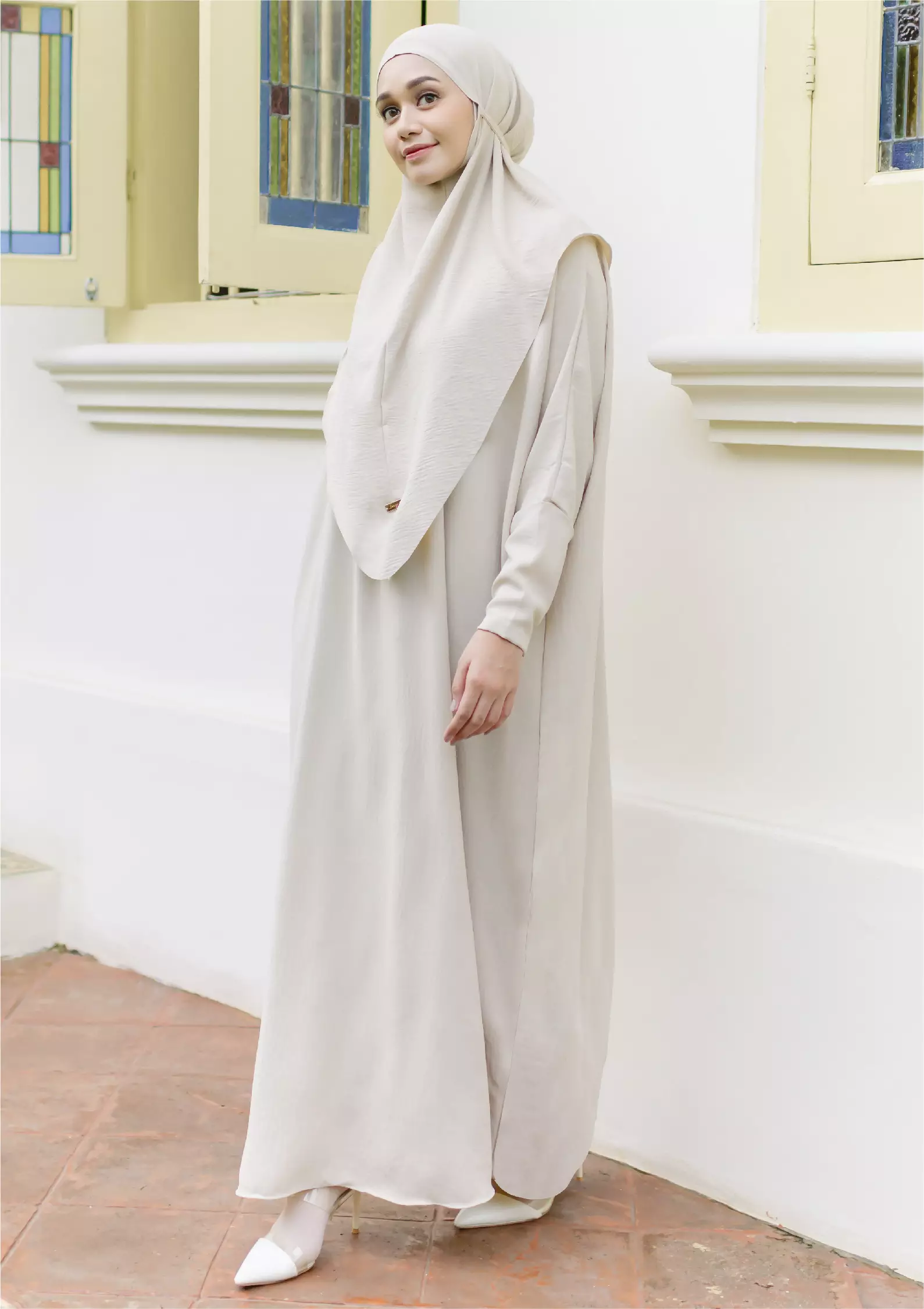 Hafsha Abaya Set Ivory