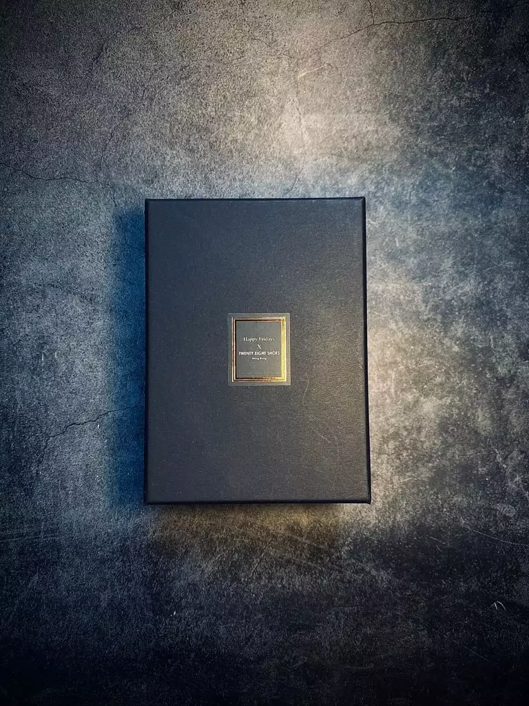 Full Grain Leather Minimalist Snap Button Glasses Case JW AN-9990