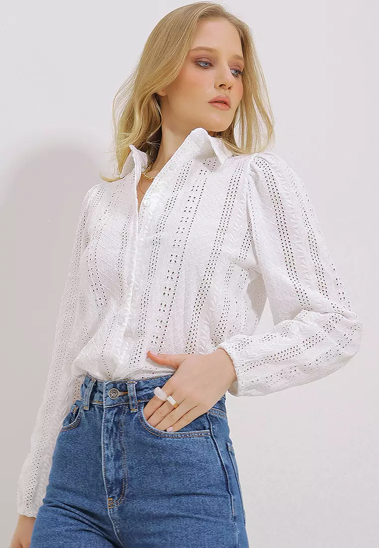 Long Sleeves Lace Shirt