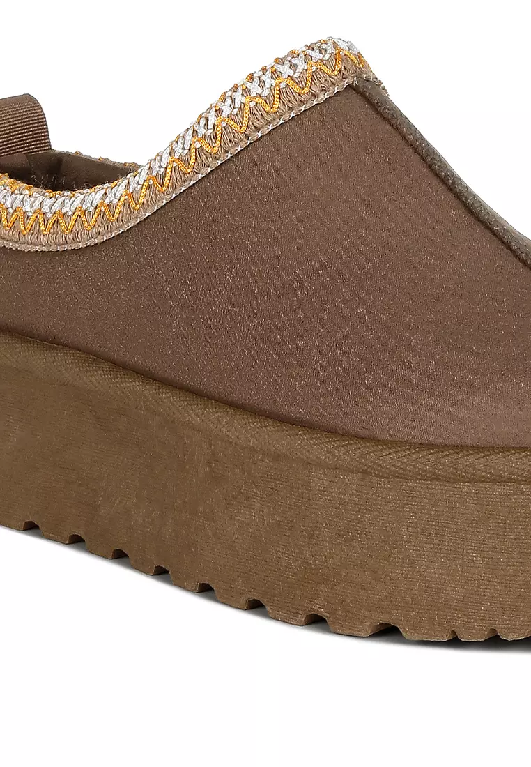 Sepatu Slip-On Klasik Berbulu Platform Sulaman Taupe