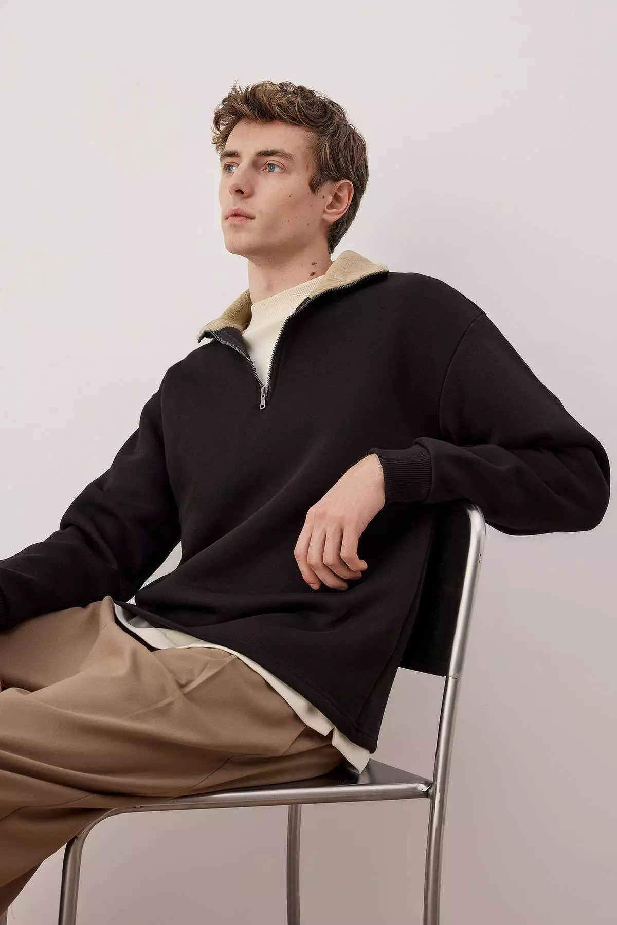 Black Collar Detailed Stand Collar New Oversize/Wide Cut Thick/Fleece Lined Sweatshirt Tmnaw26Sw00003