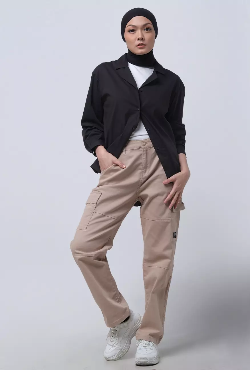 Celana Cargo Wanita Tavisha Khaki