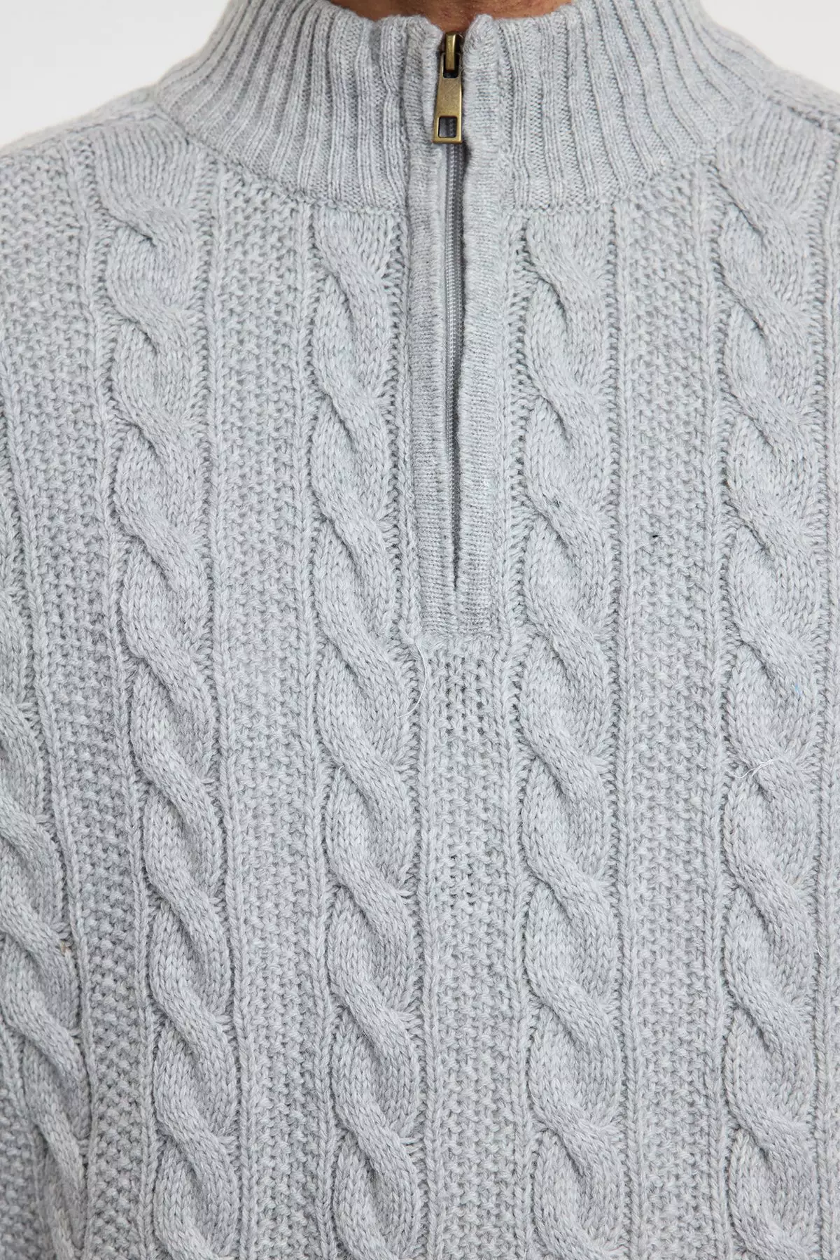 Grey Unisex Regular Fit Zippered Half Turtleneck Knit Sweater TMNAW21KZ0737