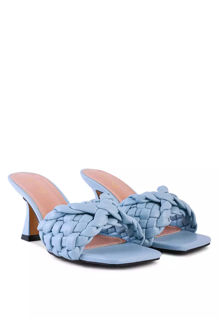 Light hot sale blue sandals