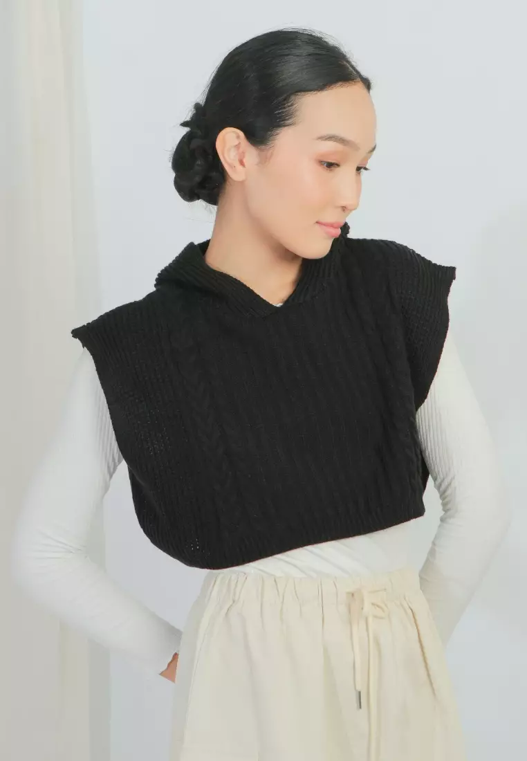 Chylla Knit Blouse in Black