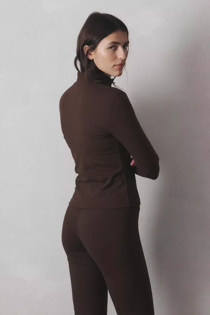 Zip-through sports jacket with SoftMove™