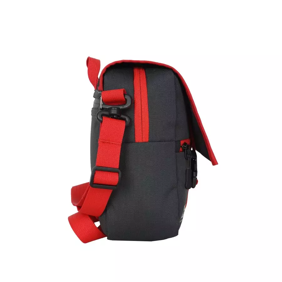 CRAYON SHINCHAN X TAHILALATS | KALIBRE Tas Selempang 921976042