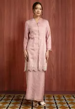 DUSTY PINK