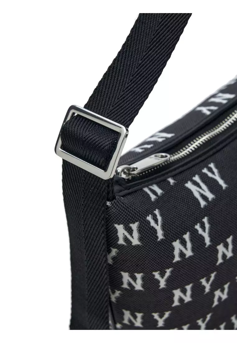 CLASSIC MONOGRAM JACQUARD HOBO BAG NEW YORK YANKEES