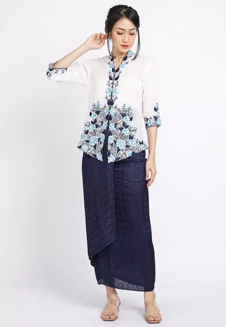 Kebaya Encim Rose Hand Made Embroidery