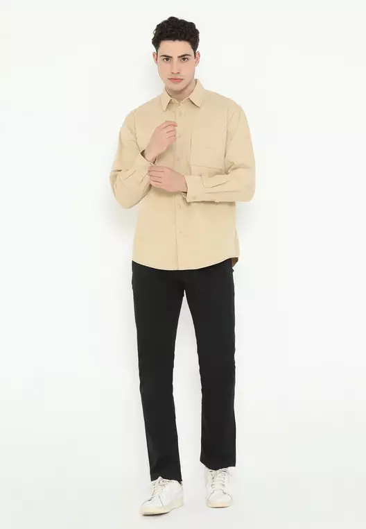 POLICE Kemeja Polos Basic Regular Fit Lengan Panjang Pria