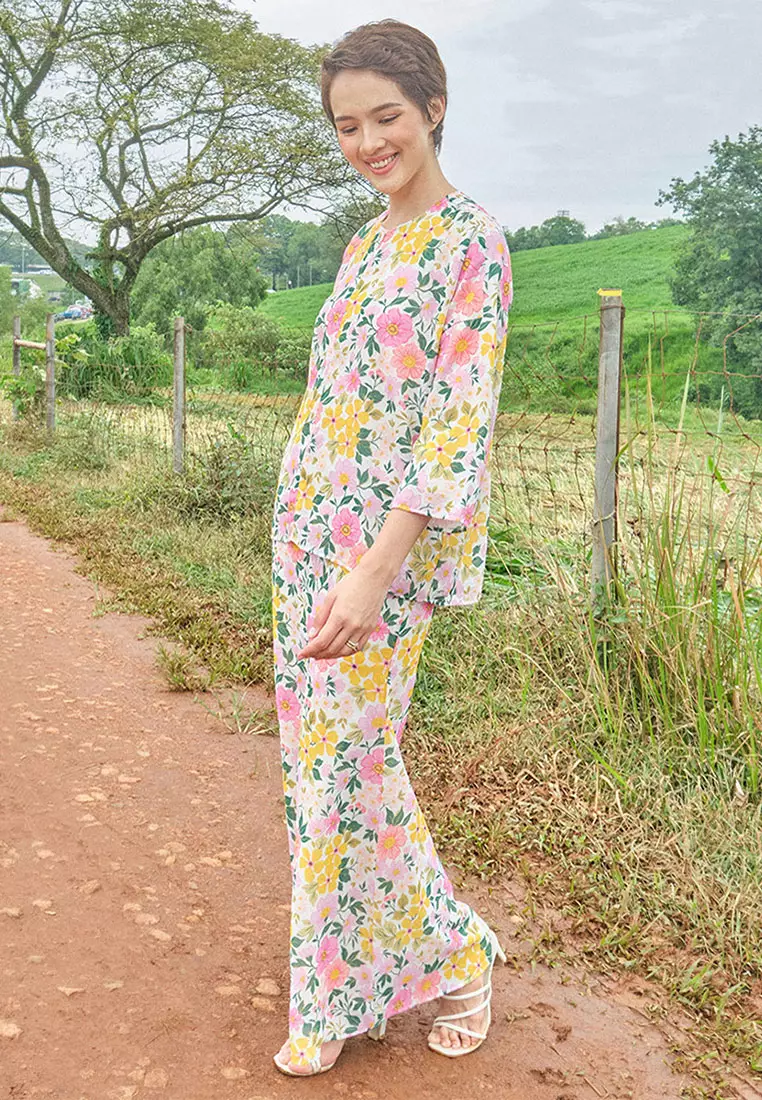Sentosa Blouse & Skirt - Cream Multi Floral