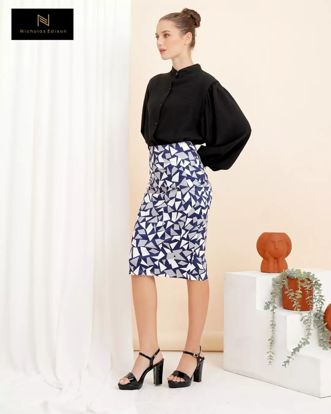 Nicholas Edison Heel Tania Black