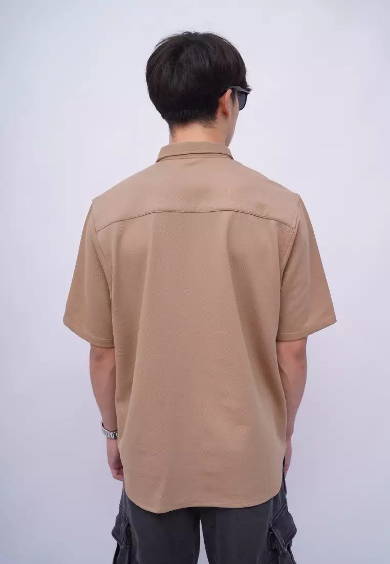 Ryusei Kemeja Reguler Kudo Twill Light Brown – Kemeja dengan Tekstur Unik