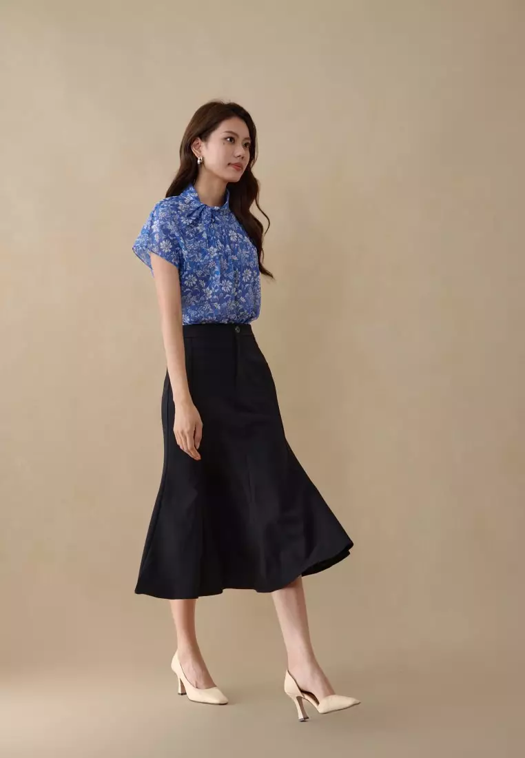 G2000 Tie-Neck Floral Print Blouse