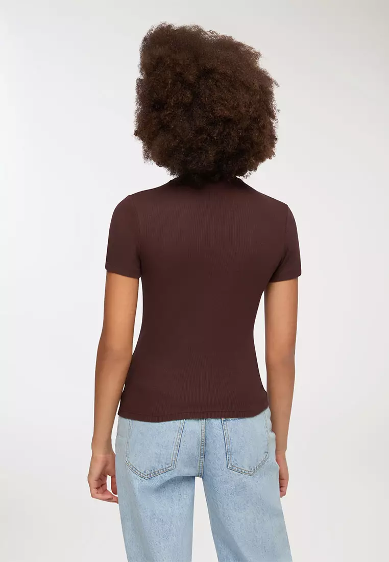 Woman Short-Sleeved T-Shirt