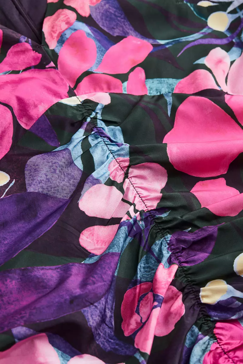 Buy H&M Gathered puff-sleeved dress 2024 Online | ZALORA Philippines