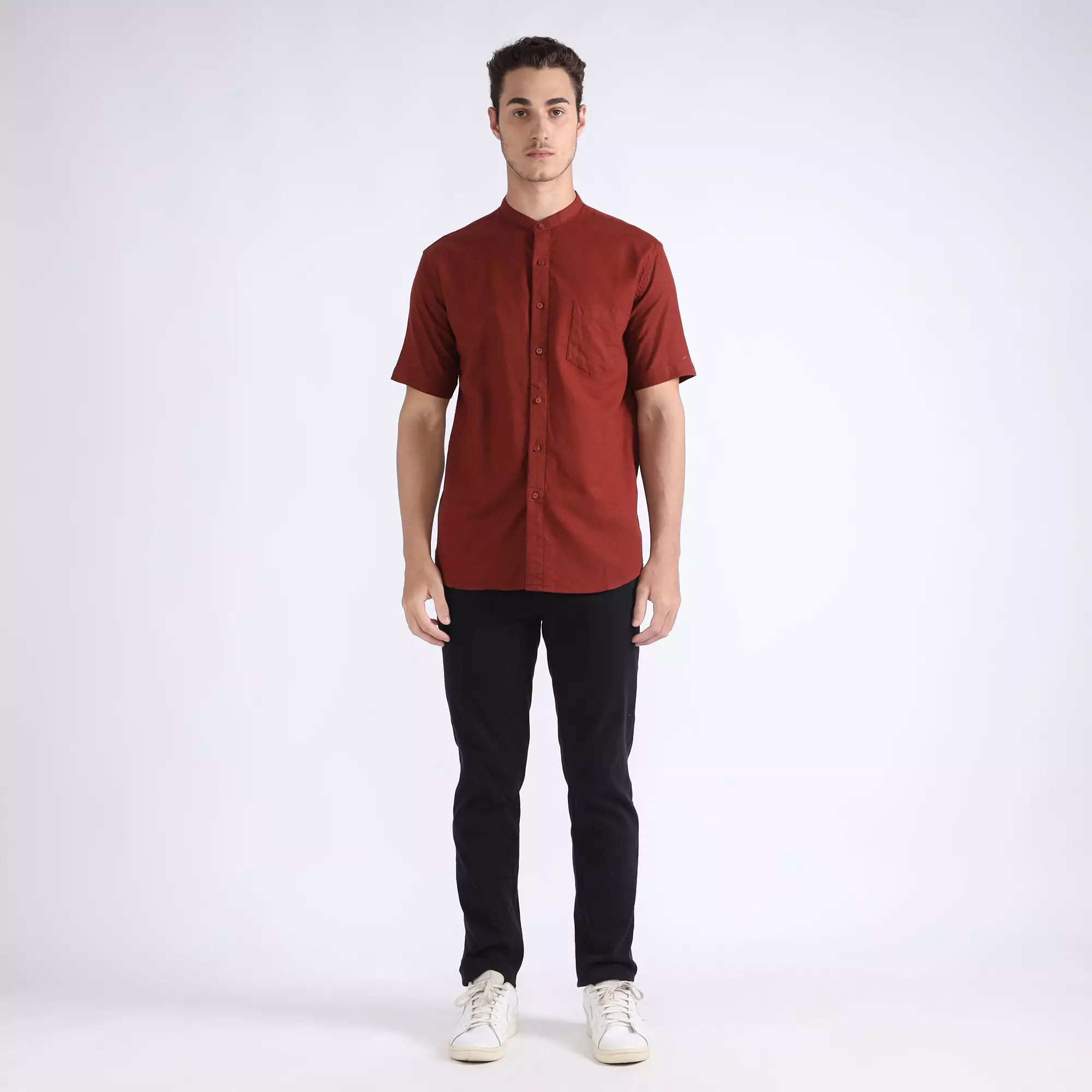 LARUSSO Dawn of Time - Kemeja Koko Collin Rami Lengan Pendek - Dark Chrimson Red