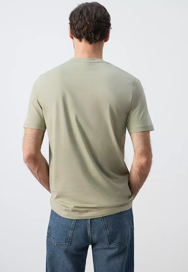 Slim-Fit T-Shirt