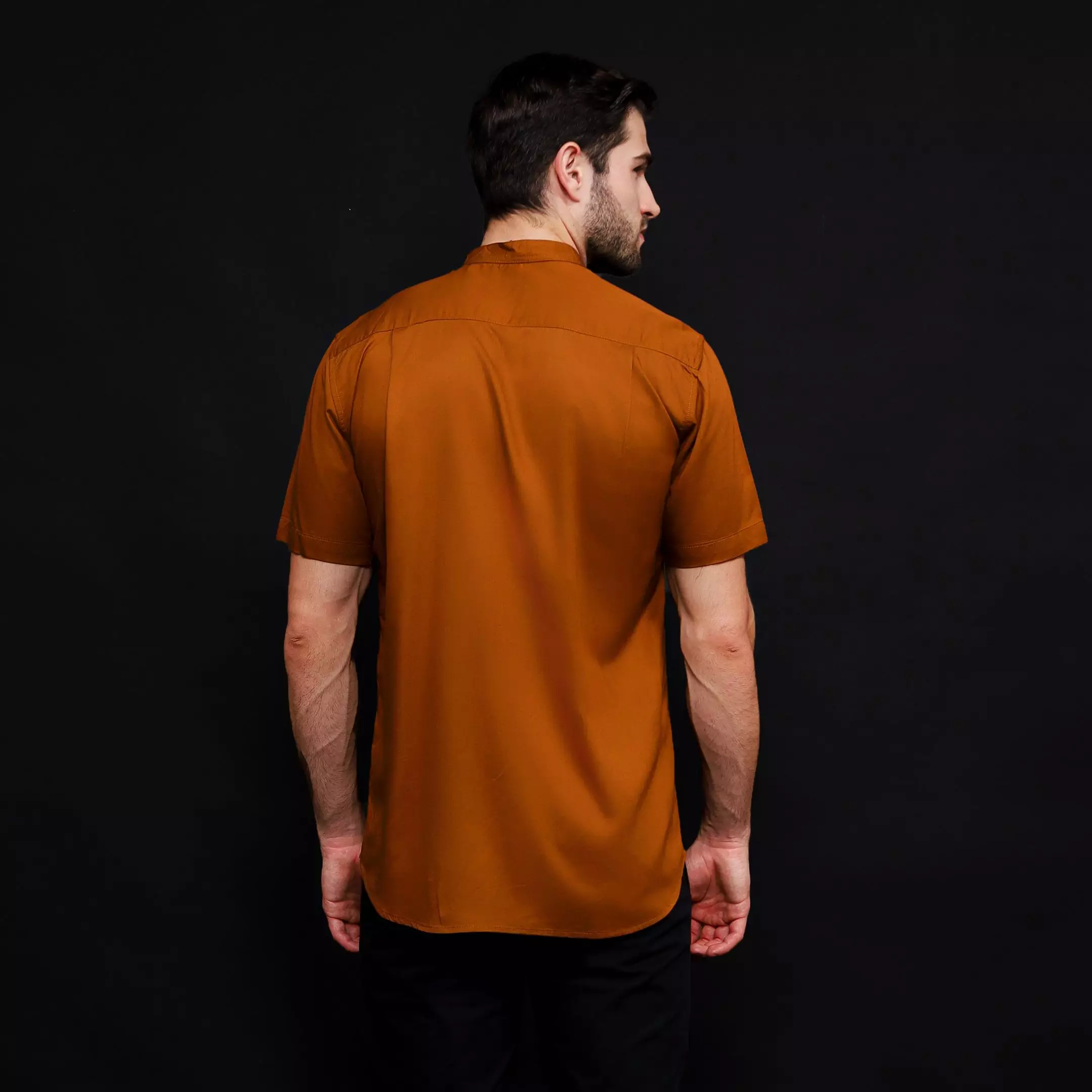 Rayon Shanghai Kemeja Pendek Polos Caramel