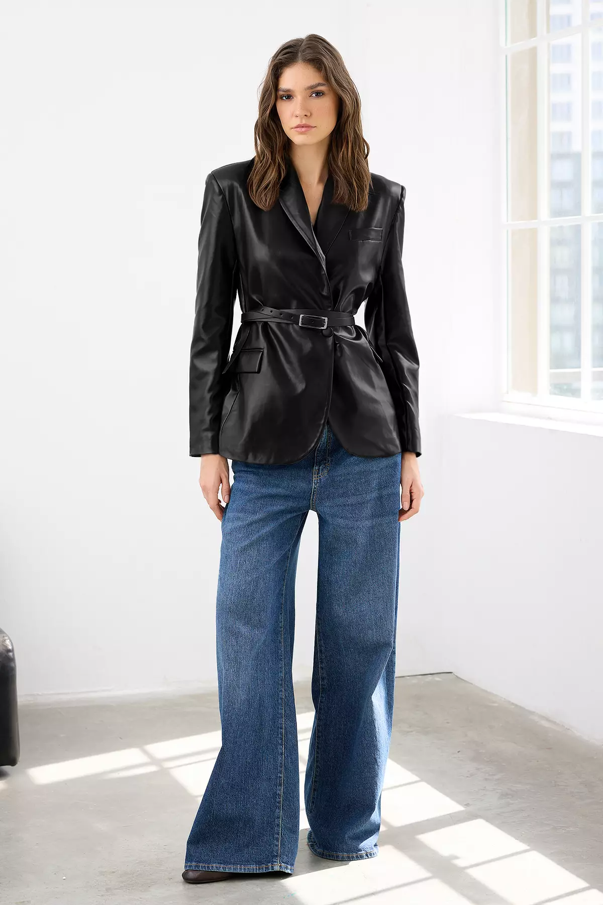 Black Belted Double-Breasted Closure Faux Leather Woven Blazer Jacket Twoaw26Bc2