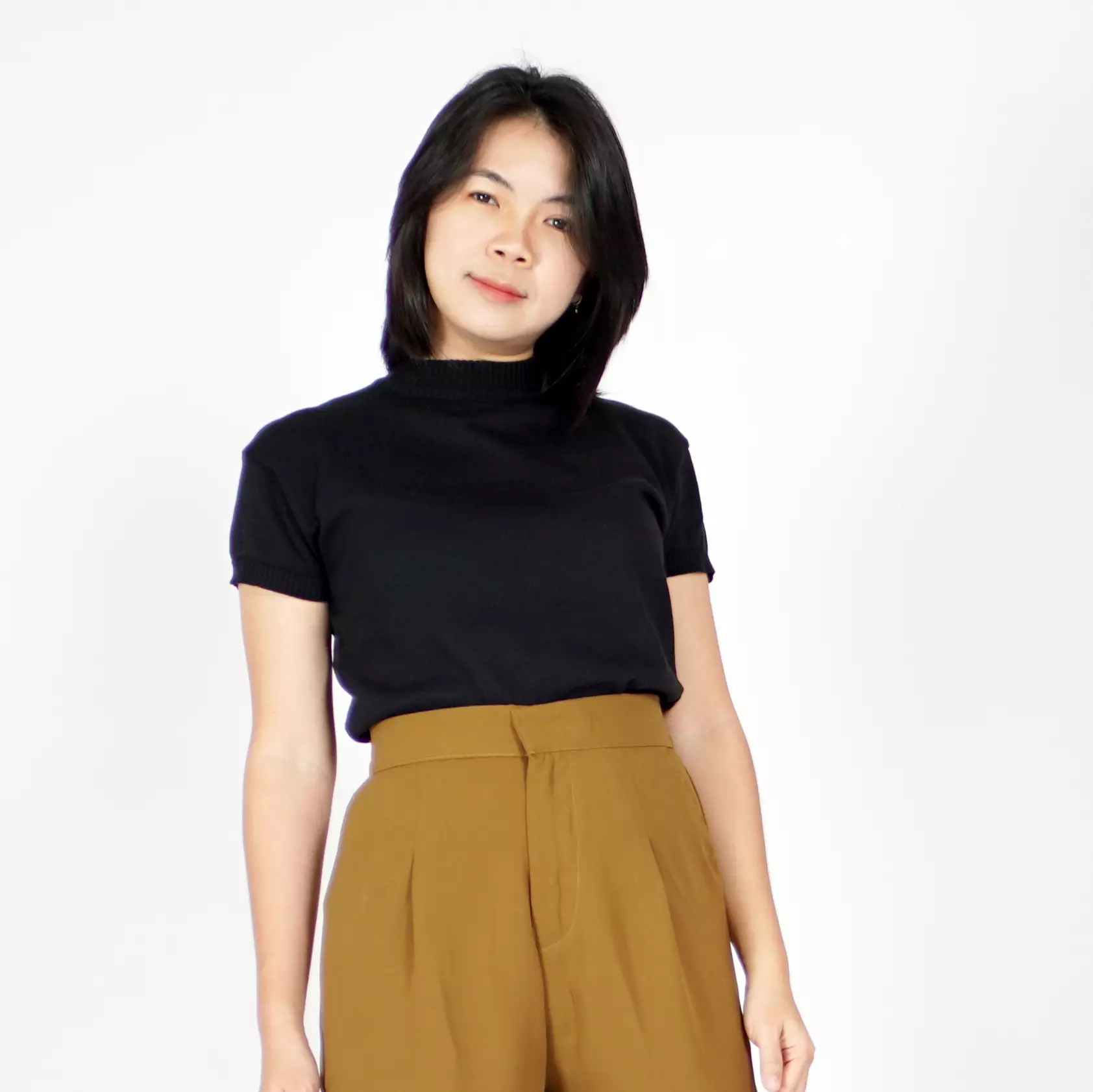 IVONE KNIT CROP TOP Wanita Crop Tee CropTop Top Knit Korean - Hitam