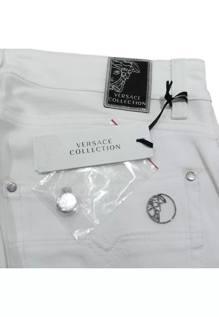 Versace Pre-loved Versace Patch Detail Jeans for Men in White - O3 ...