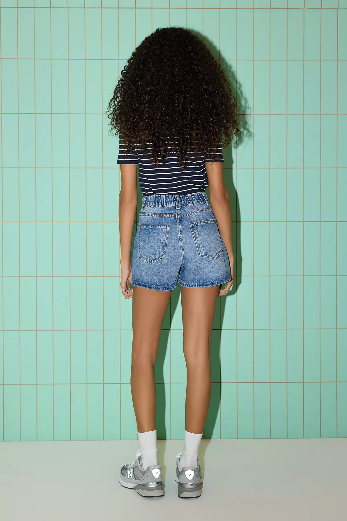 Blue Elastic Waist Regular Bel City Boy Denim Shorts TWOSS25SR00153