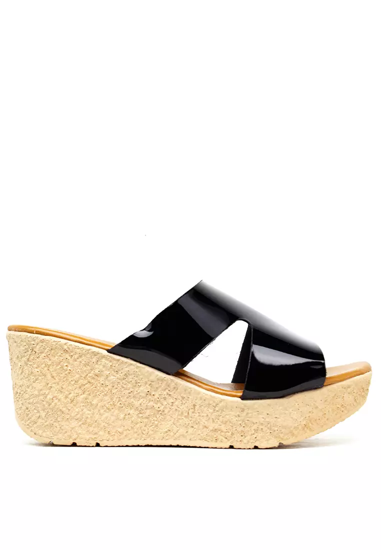 Discount on Preview  shoes - SKU: Preview Women’s Eleanor Wedge Slides