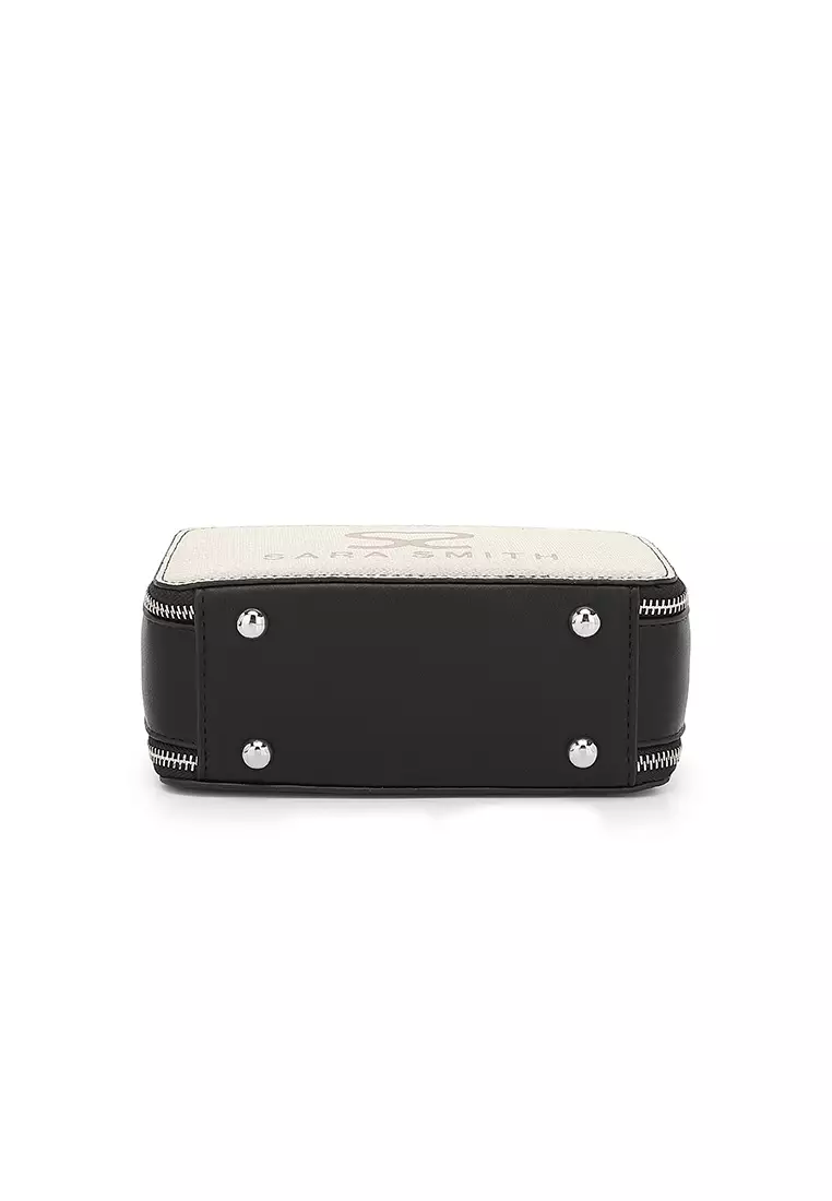 Women's Logo Top Handle Bag / Sling Bag / Crossbody Bag (Tas Selempang / Tas Tangan) - Hitam