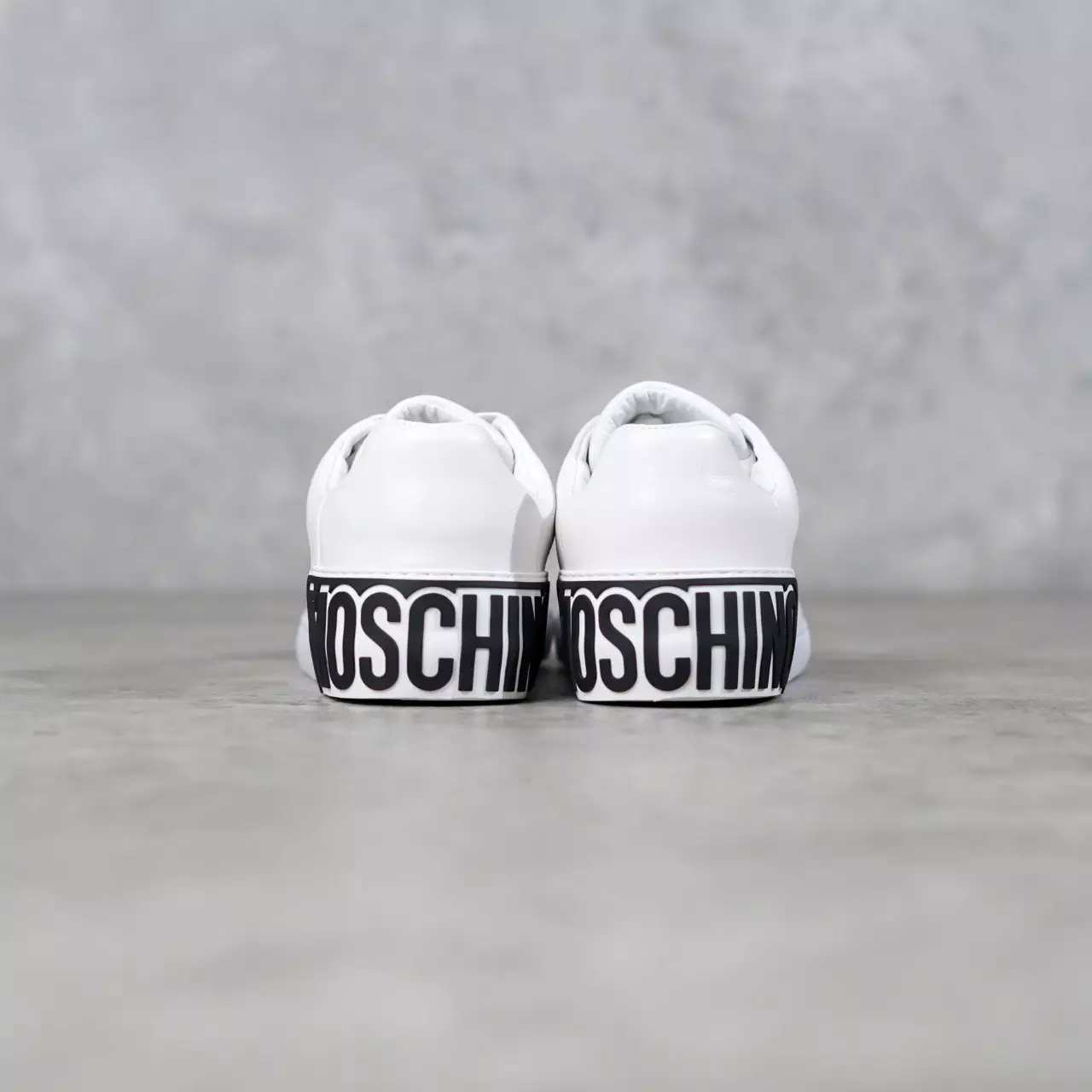 Sepatu MOSCHINO TEXT BACK BLACK BABY PINK LEATHER SNEAKER 100% ORIGINAL