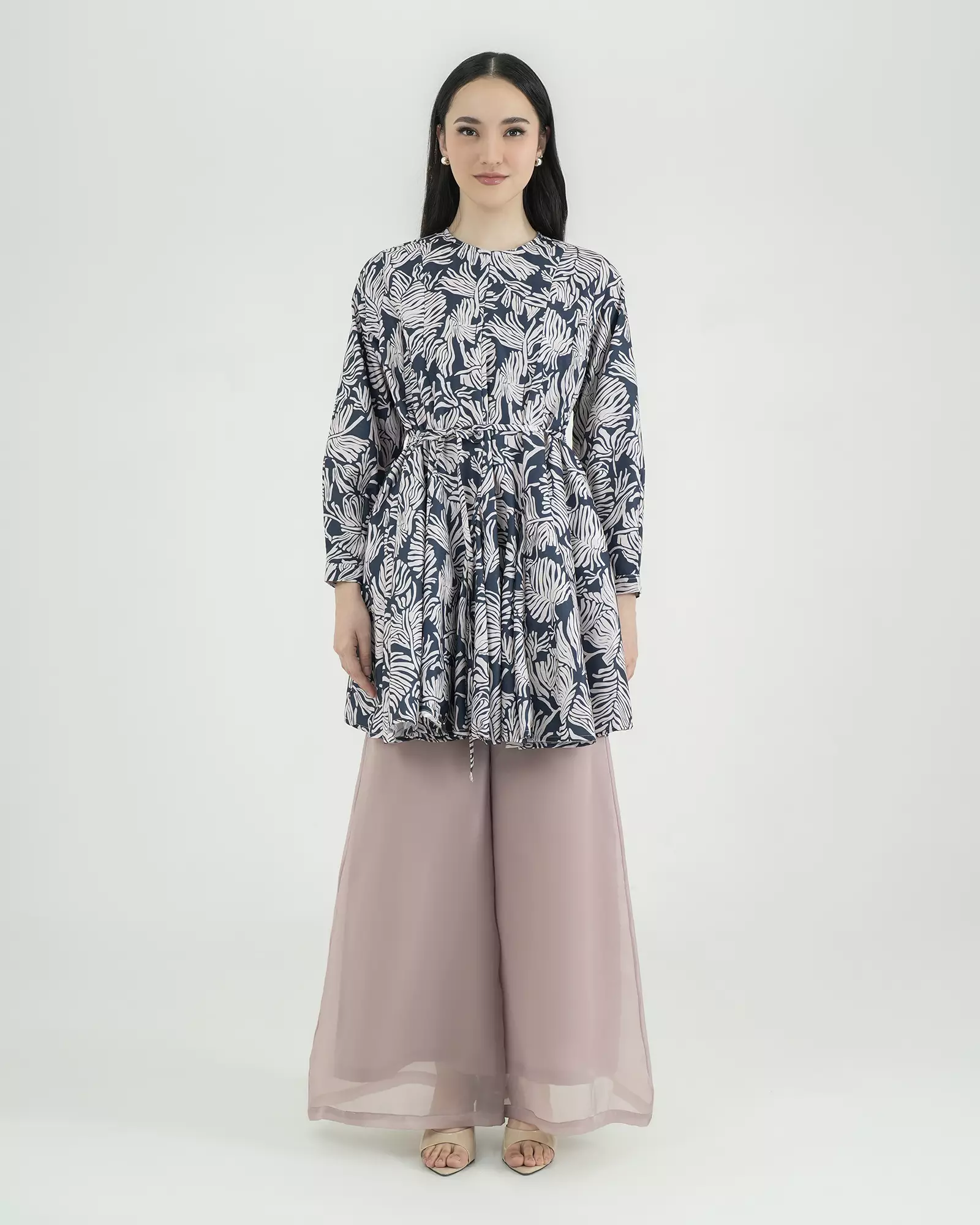 Geulis.id NERIYA TUNIC - Navy