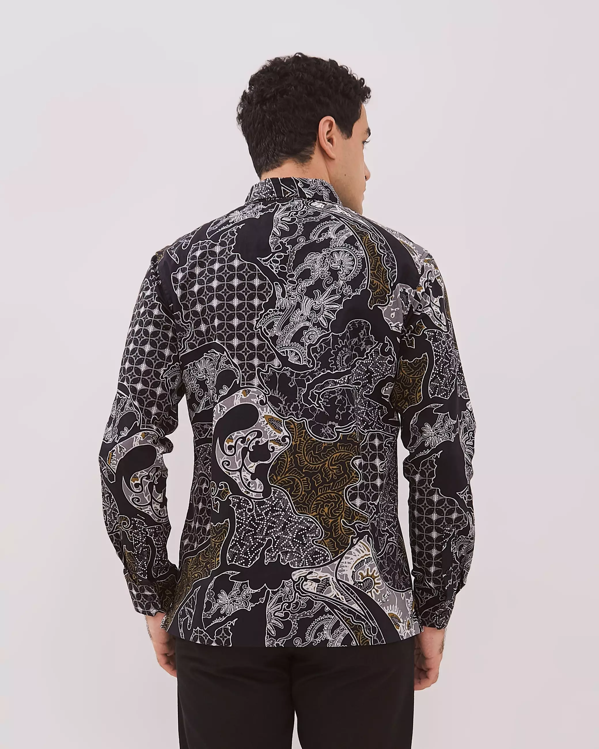 AMK Kemeja Batik Pria Lengan Panjang SHB Kundjang Ls Navy Blue