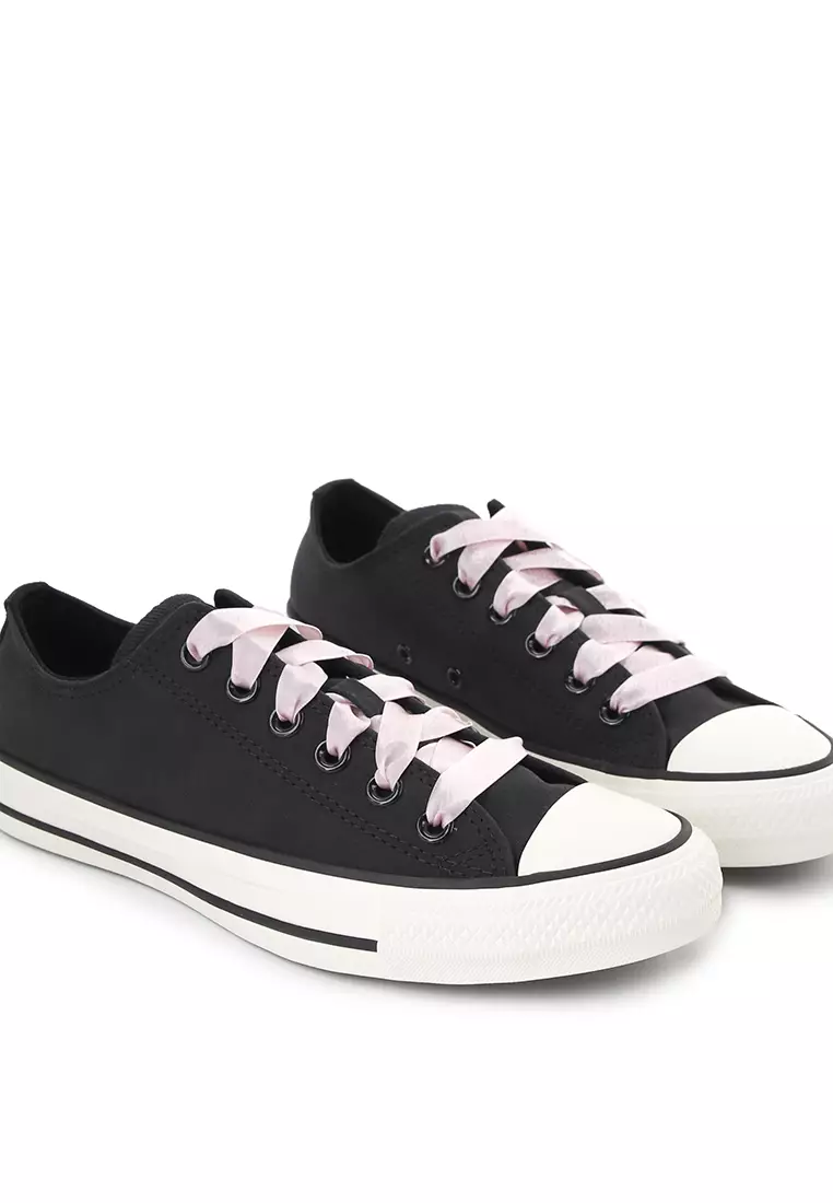 Chuck Taylor All Star