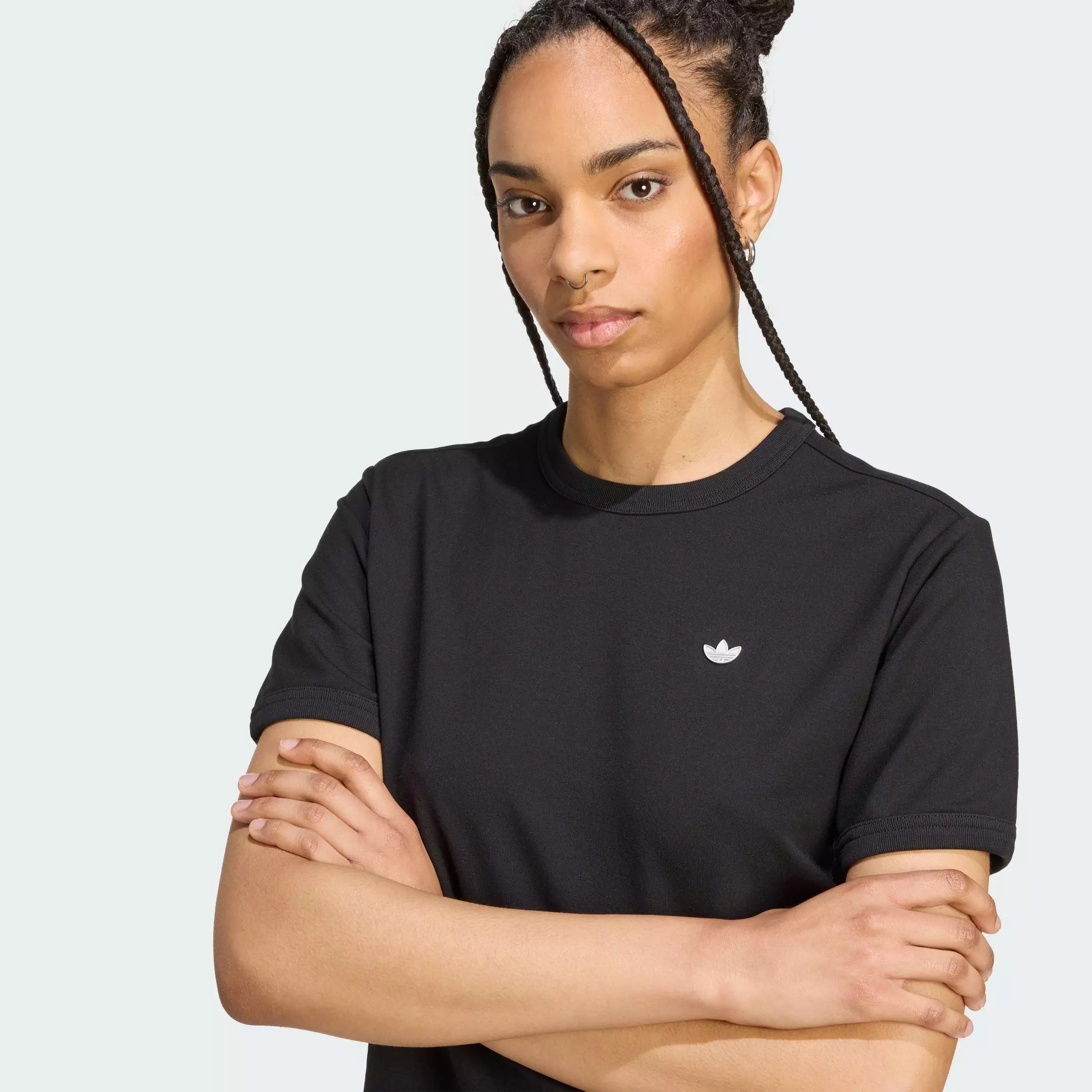 Lifestyle Premium Essentials Tee Women Black JW3653