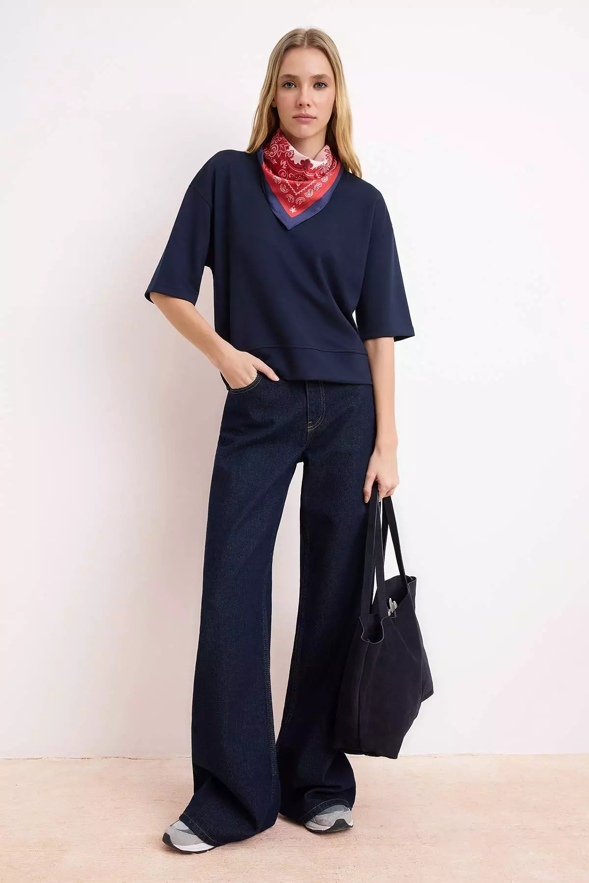 Navy Blue Oversize/Wide Fit Low Sleeve Three Quarter Soft Touch Knitted T-Shirt Twoss26Ts182