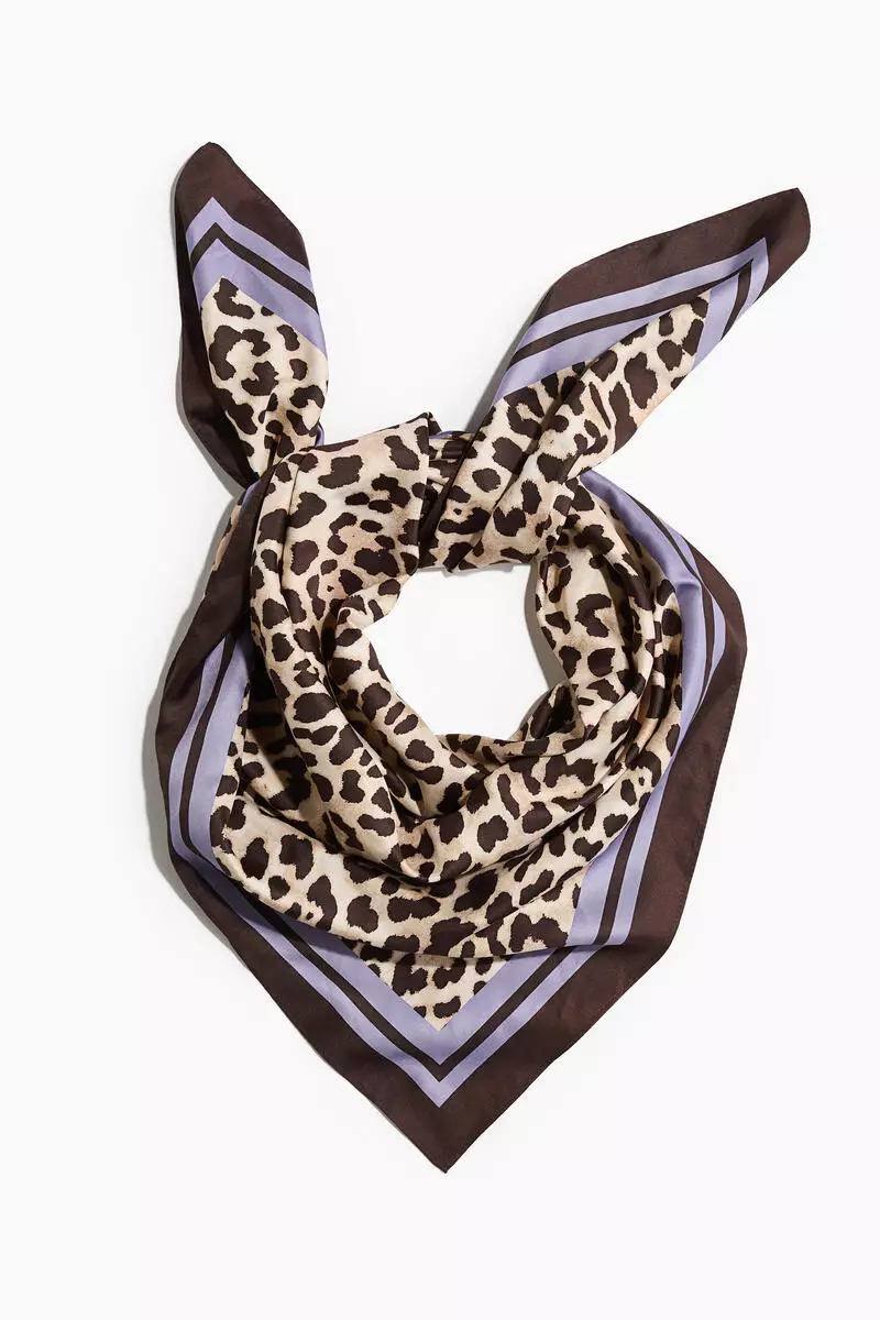 Patterned scarf