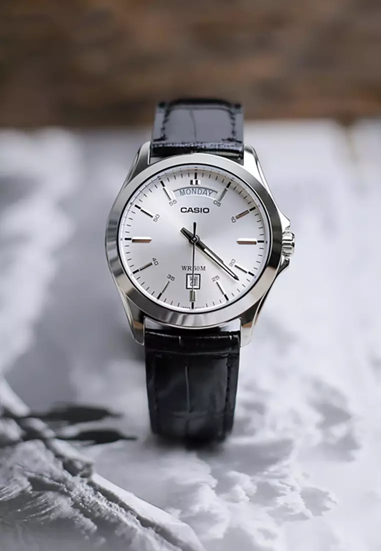 Men Analog Watch MTP-1370L-7AV Black Leather Strap