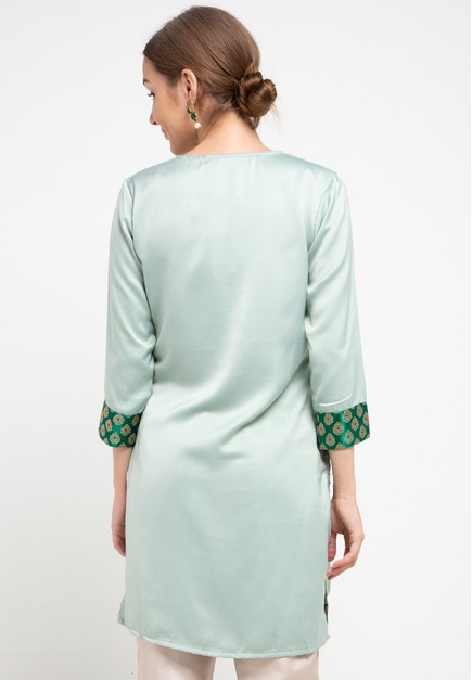 Jual Chanira Festive Collection Alice Green Tunic Original Zalora Indonesia