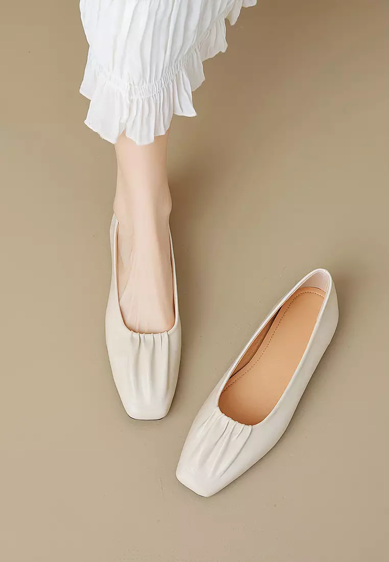 方頭超纖皮平底鞋 WW888-1